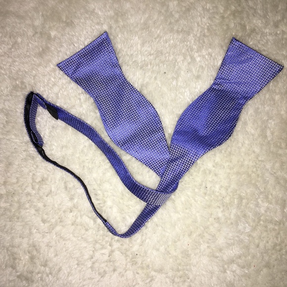 Vibrant blue bowtie - Picture 1 of 5